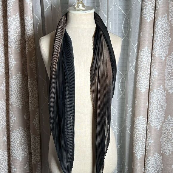 Sheer ombré Scarf - Picture 1 of 2